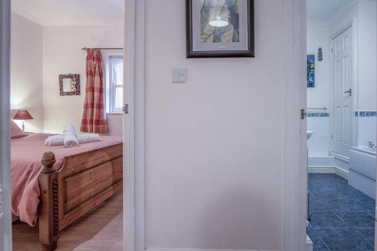 Arcadia - 1 Bedroom Apartment - Tenby Exterior foto
